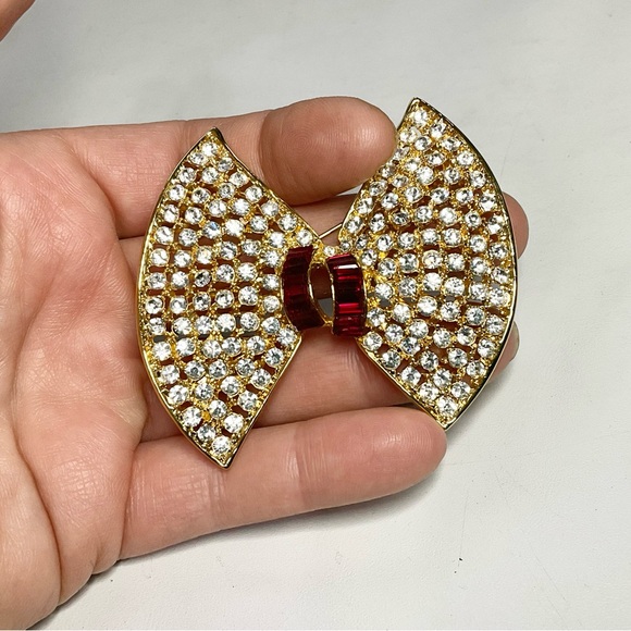 Ivana Couture Brooch Large Bowtie Red Clear Crystals - Picture 2 of 7